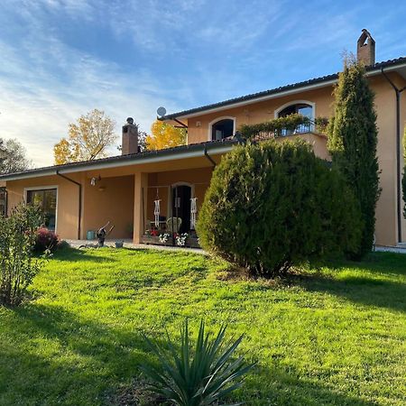 Bed & Breakfast Le Piagge Scurcola Marsicana Exterior foto