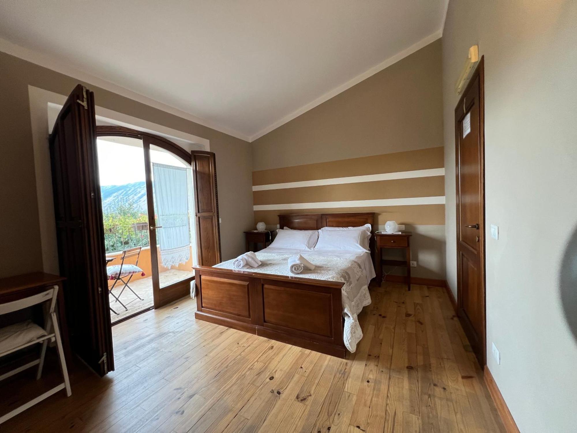 Bed & Breakfast Le Piagge Scurcola Marsicana Exterior foto