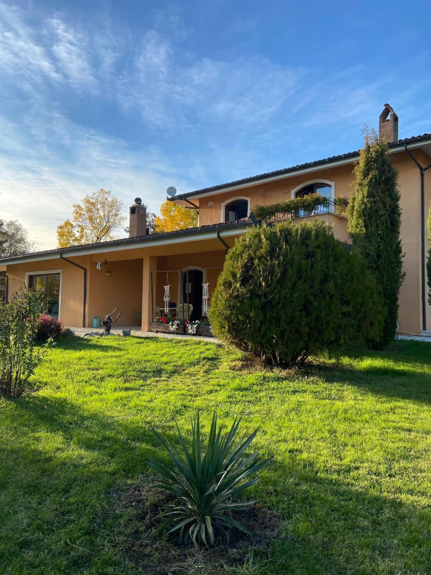 Bed & Breakfast Le Piagge Scurcola Marsicana Exterior foto